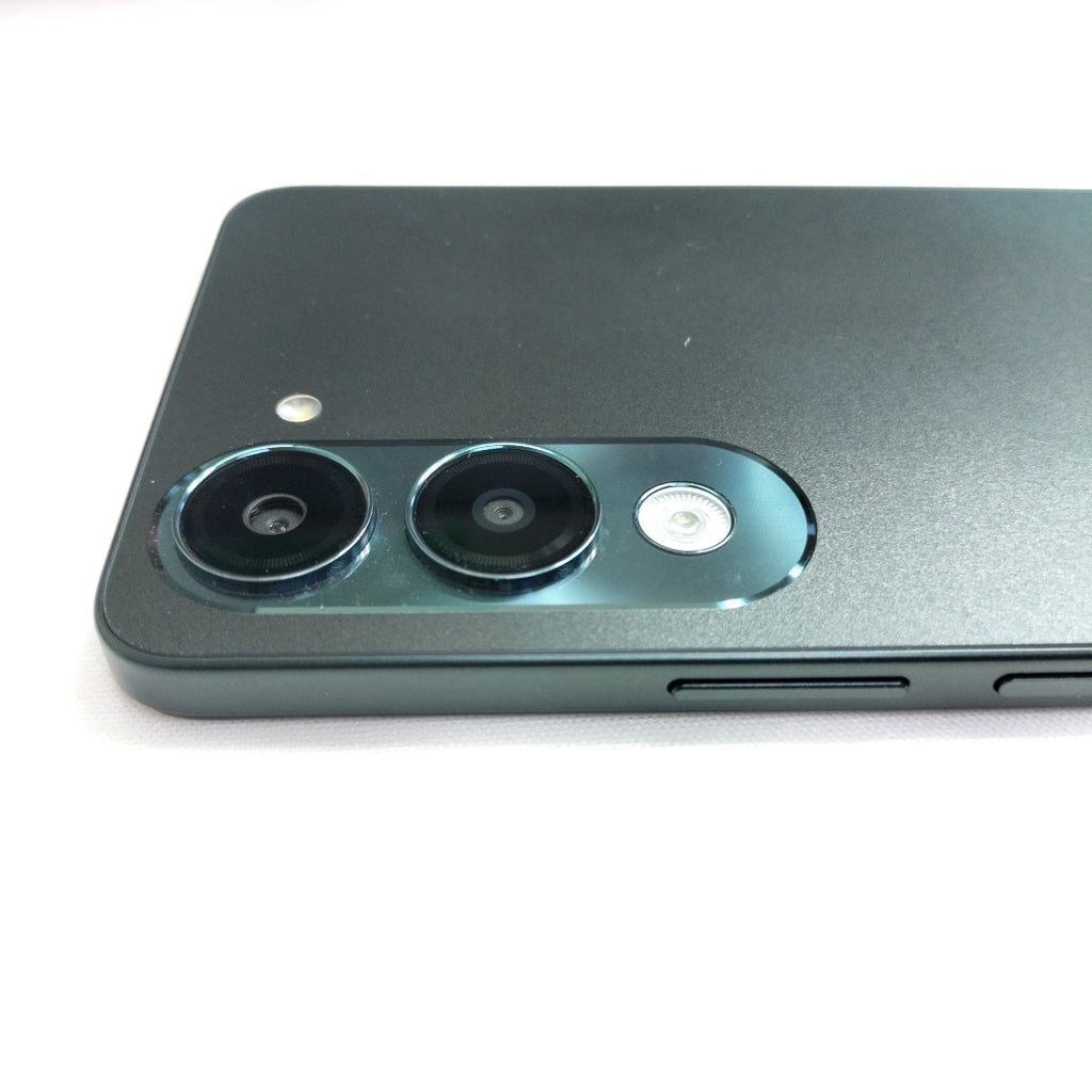 CELULAR VIVO Y04 V2430 (2025) 256 GB 4 GB RAM (SEMINUEVO)