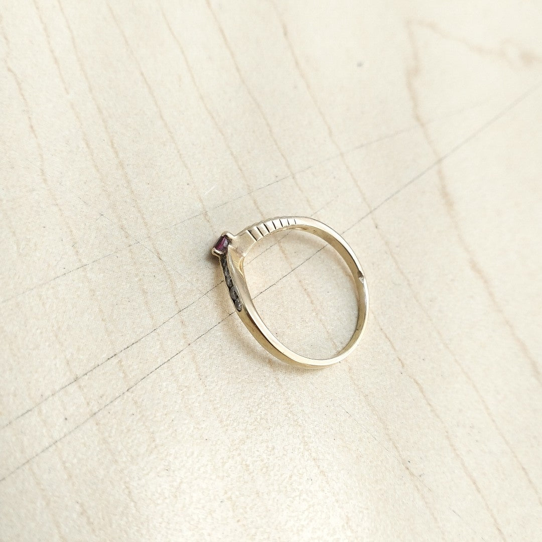 ANILLITO ORO 18 K 2.2 GRMS (SEMINUEVO)