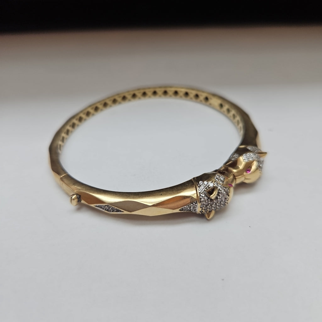 PULSERA RIGIDA ORO 10 K 11.3 GRMS (SEMINUEVO)