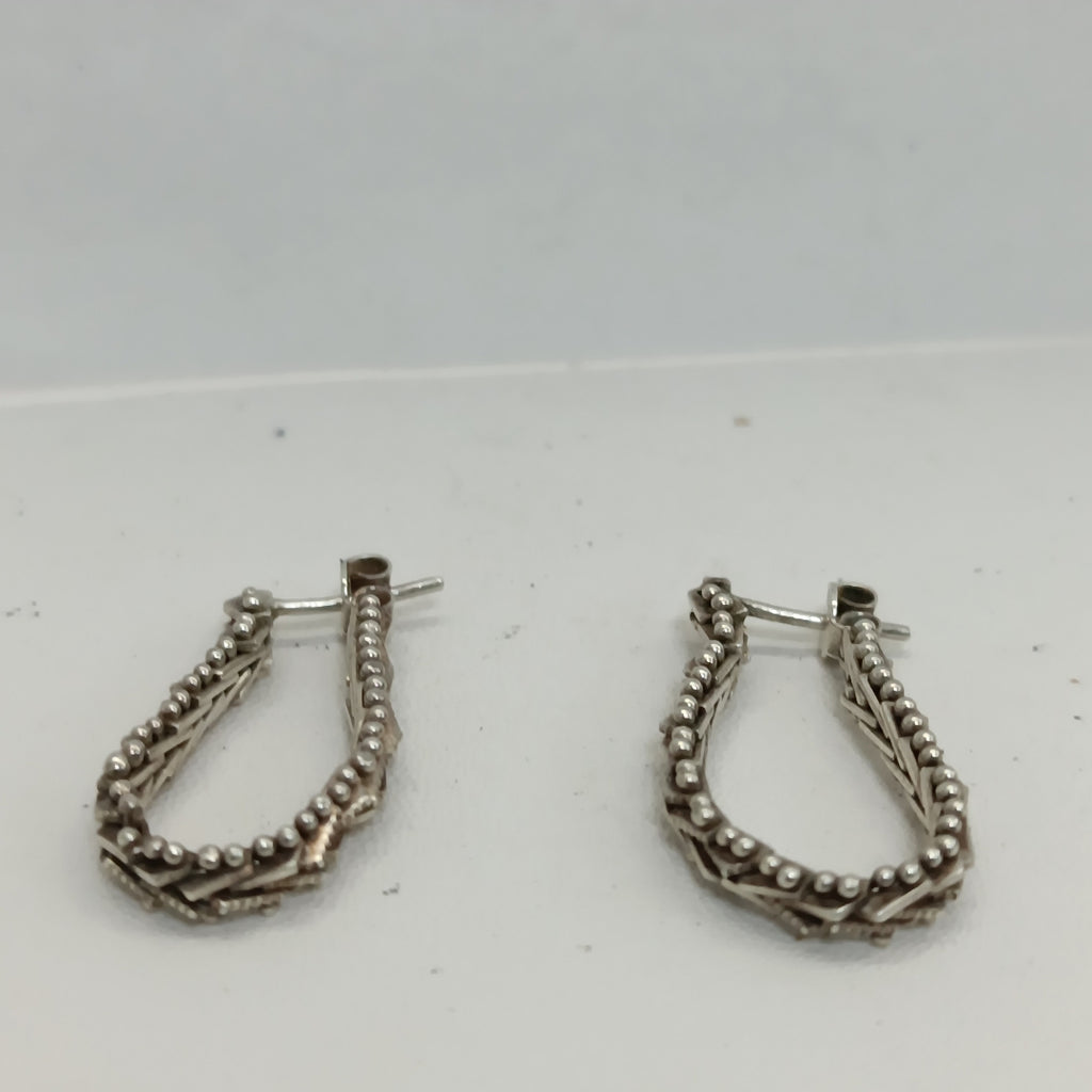ARETES PAR PLATA 4.4 GRMS (SEMINUEVO)