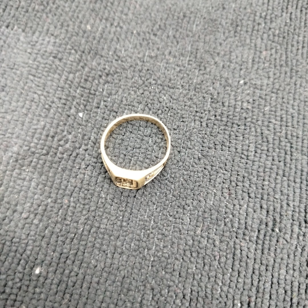 ANILLO DE GRADUACIÓN ORO 10 K 4 GRMS (SEMINUEVO)