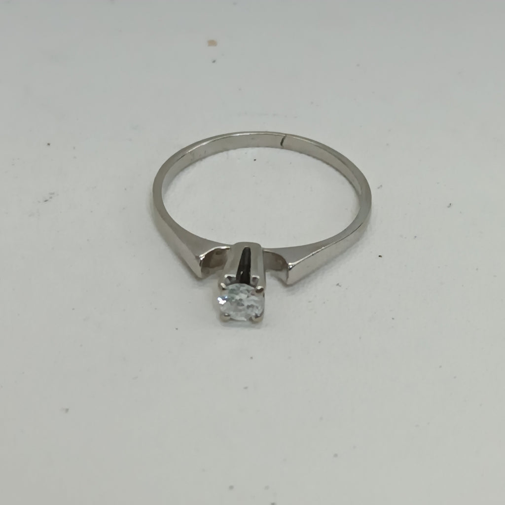 SOLITARIO ORO BLANCO 18 K 2.5 GRMS (SEMINUEVO)