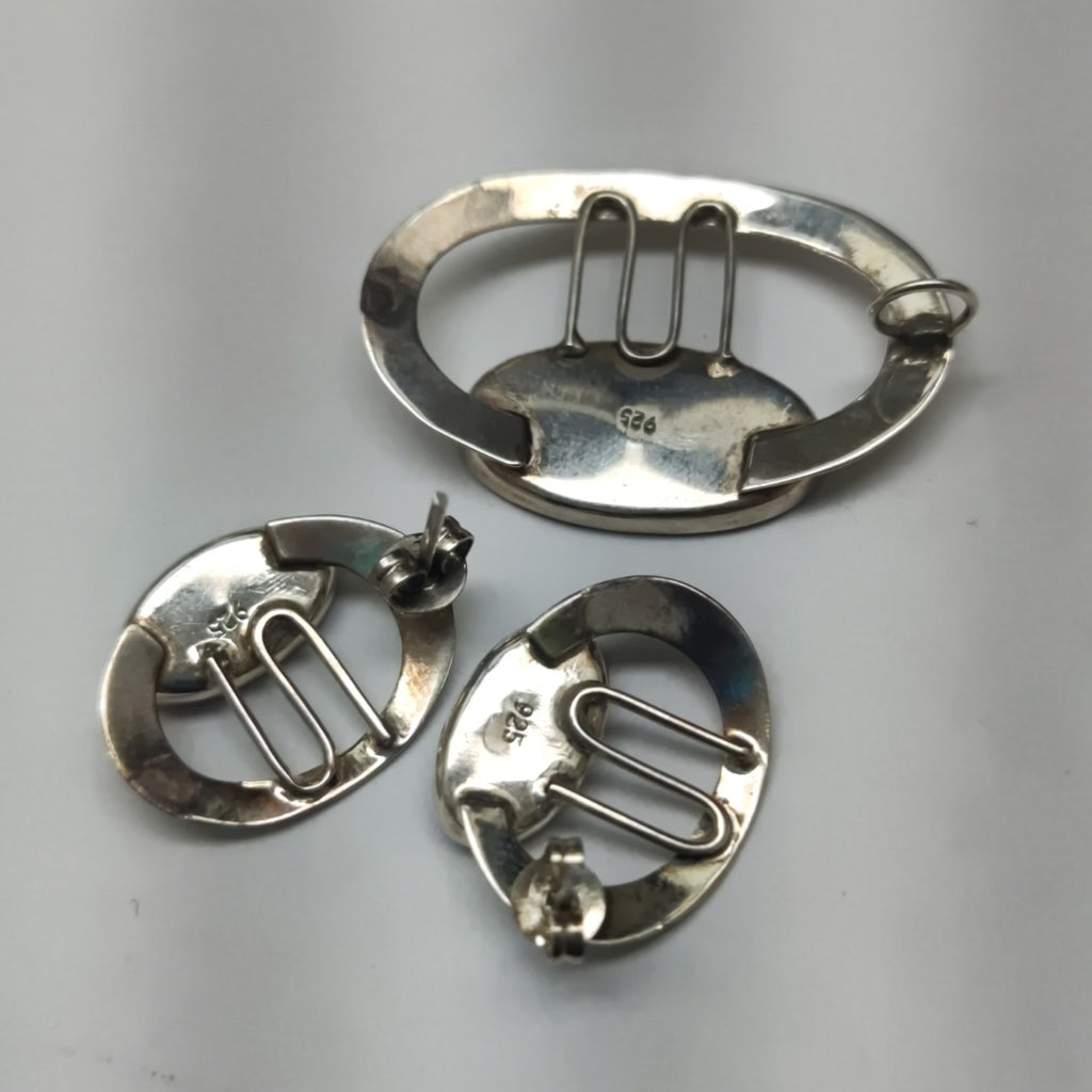 ARETES PAR,DIJE PLATA 4,40 GRMS (SEMINUEVO)