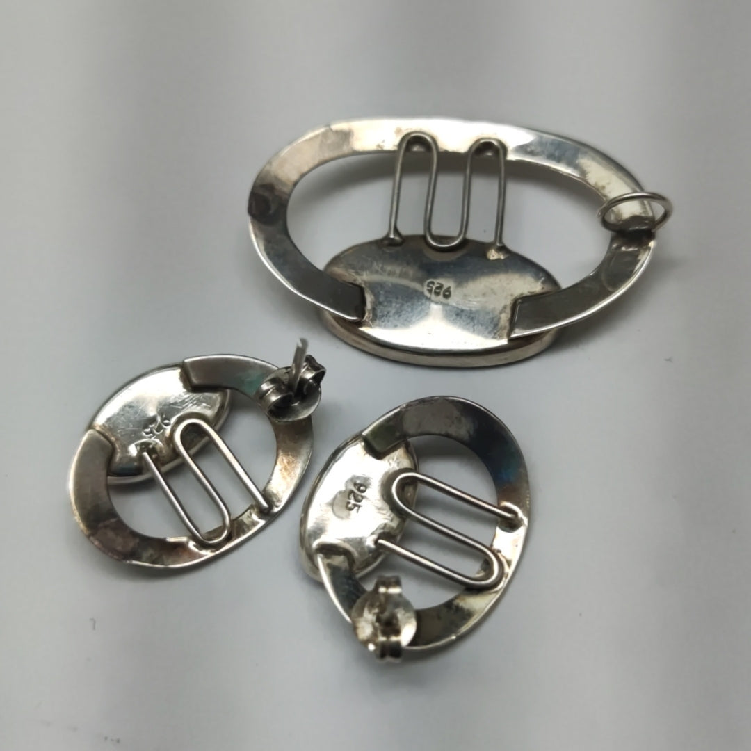 ARETES PAR,DIJE PLATA 4,40 GRMS (SEMINUEVO)