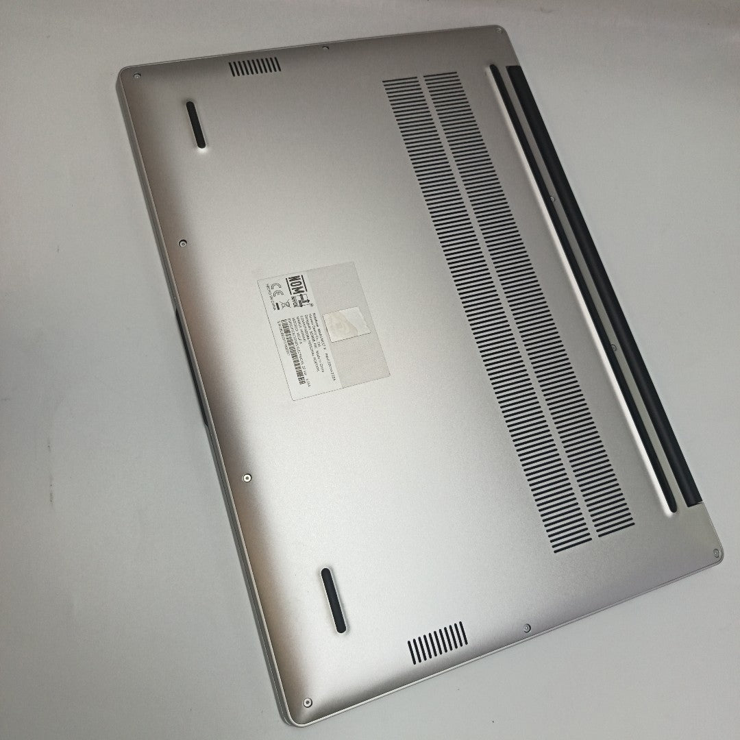 LAPTOP HUAWEI MATEBOOK D16 MCLF-X (2024) 1 TB SSD 16 GB RAM (SEMINUEVO)