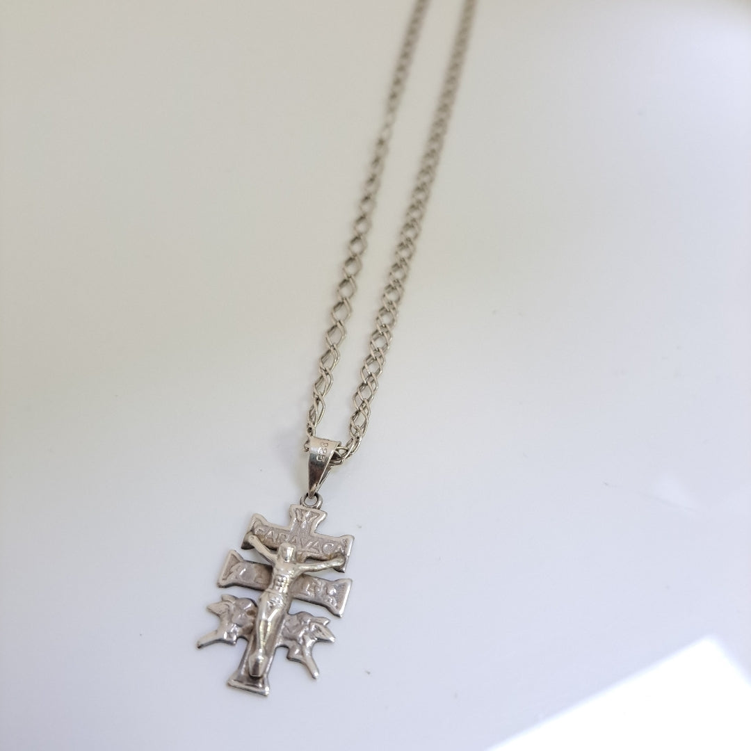 CADENA, CRUZ DE CARAVACA PLATA 8.5 GRMS (SEMINUEVO)