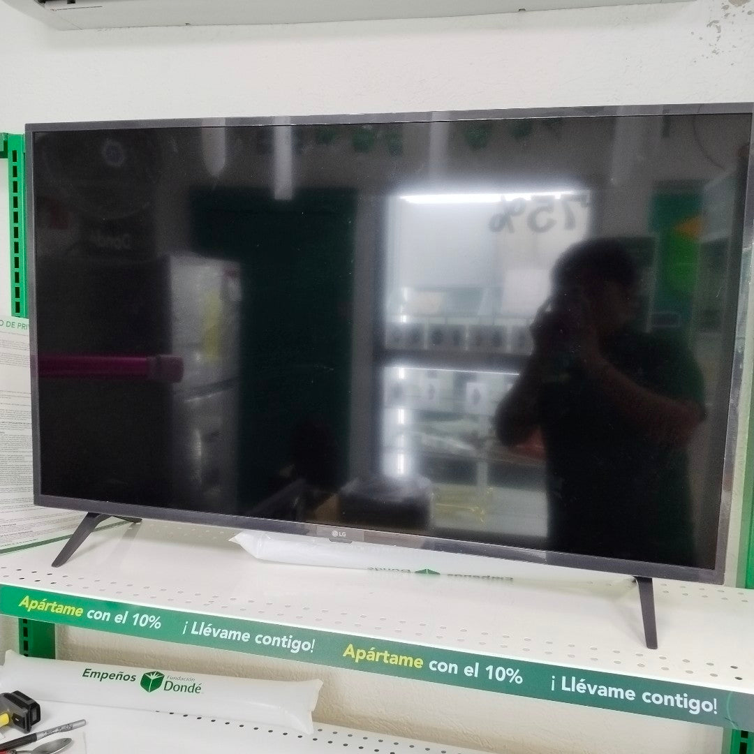 PANTALLA LG 43LR6700PSA (2025) 43" LED FULL HD (SEMINUEVO)