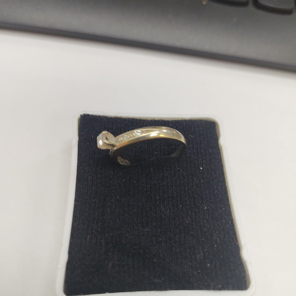 ANILLITO,SOLITARIO ORO 10 K 2,50 GRMS (SEMINUEVO)