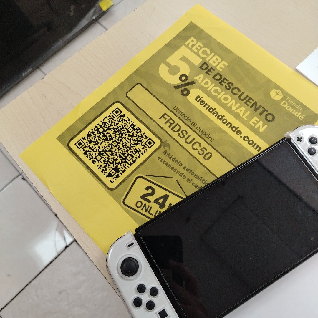 CONSOLA DE VIDEOJUEGO NINTENDO SWITCH OLED 64 GB (SEMINUEVO)