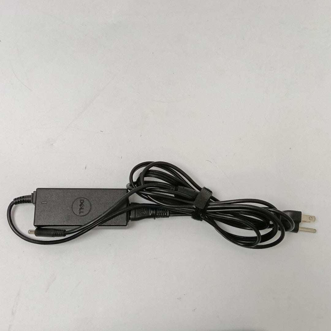 LAPTOP DELL VOSTRO 3400 (2023) 256 GB SSD 8 GB RAM (SEMINUEVO)