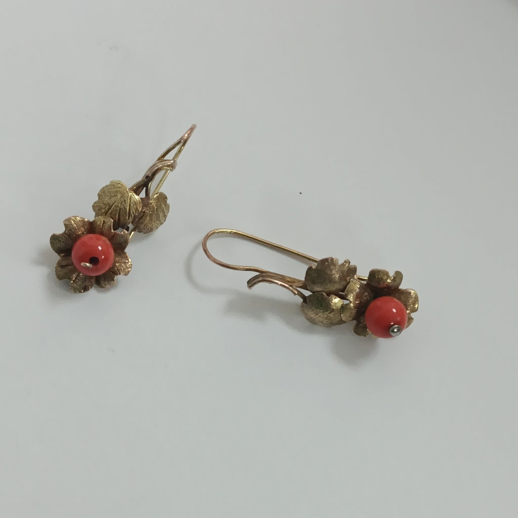 ARETES PAR ORO 8 K 2.8 GRMS (SEMINUEVO)