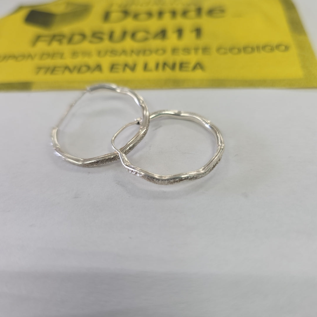 PAR ARRACADAS LABRADAS PLATA .925 2.5 GR (NUEVO)