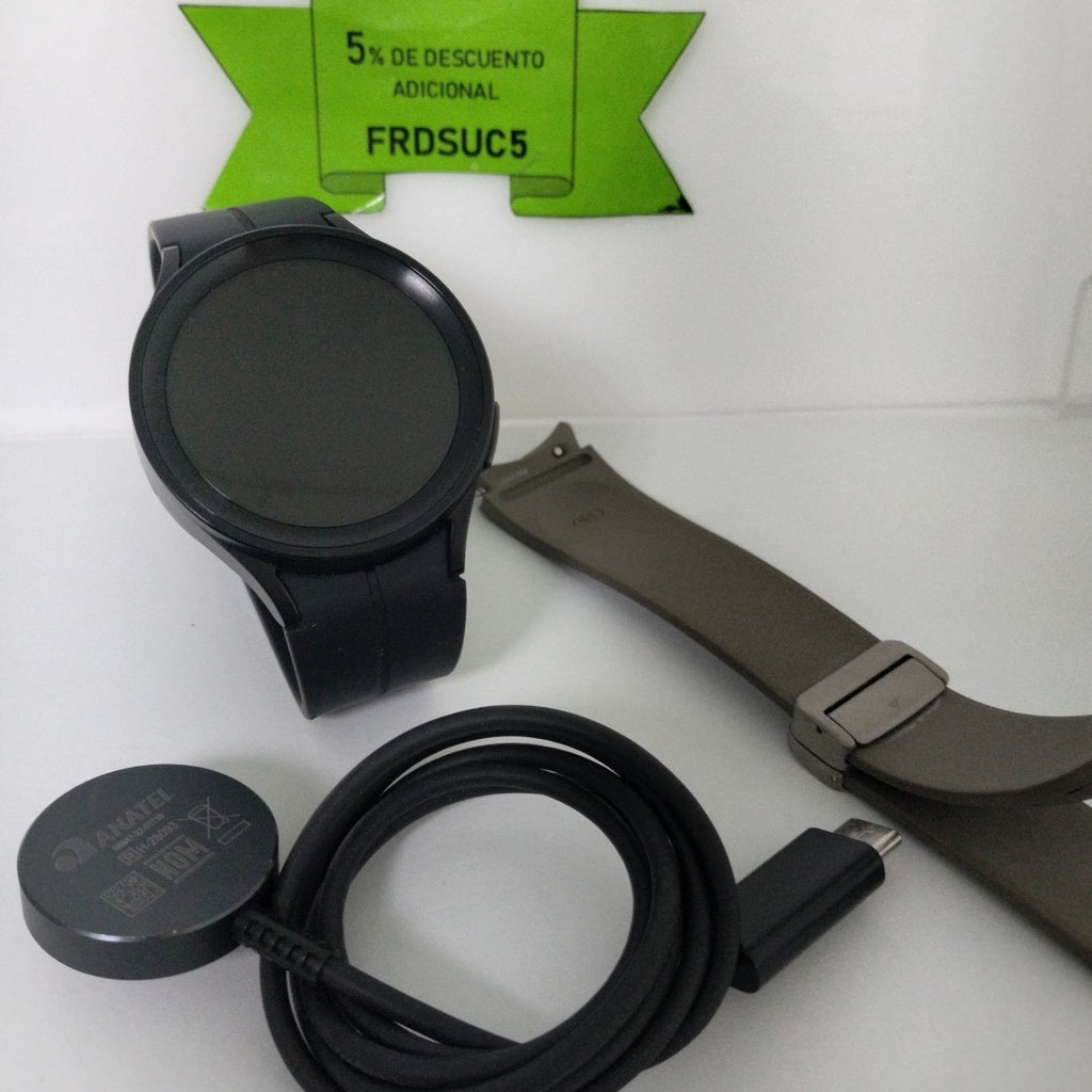 SMARTWATCH SAMSUNG GALAXY WATCH 5 PRO SM-R920 45 MM GPS (SEMINUEVO)