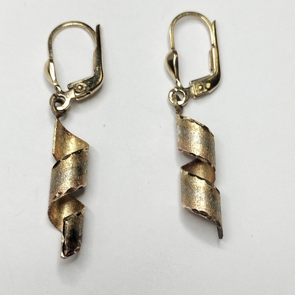 ARETES PAR ORO 14 K 2.5 GRMS (SEMINUEVO)