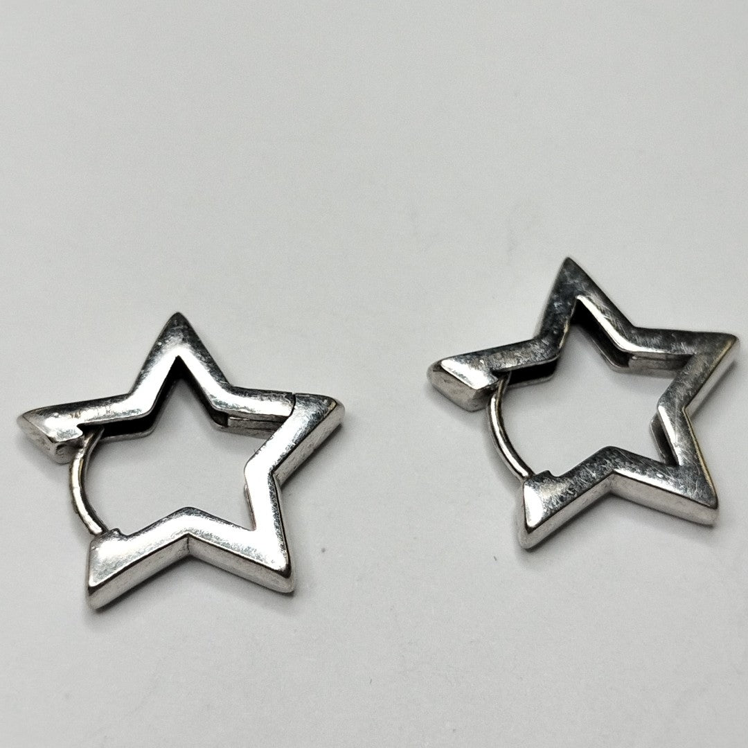 ARETES PAR ORO BLANCO 14 K 2.5 GRMS (SEMINUEVO)