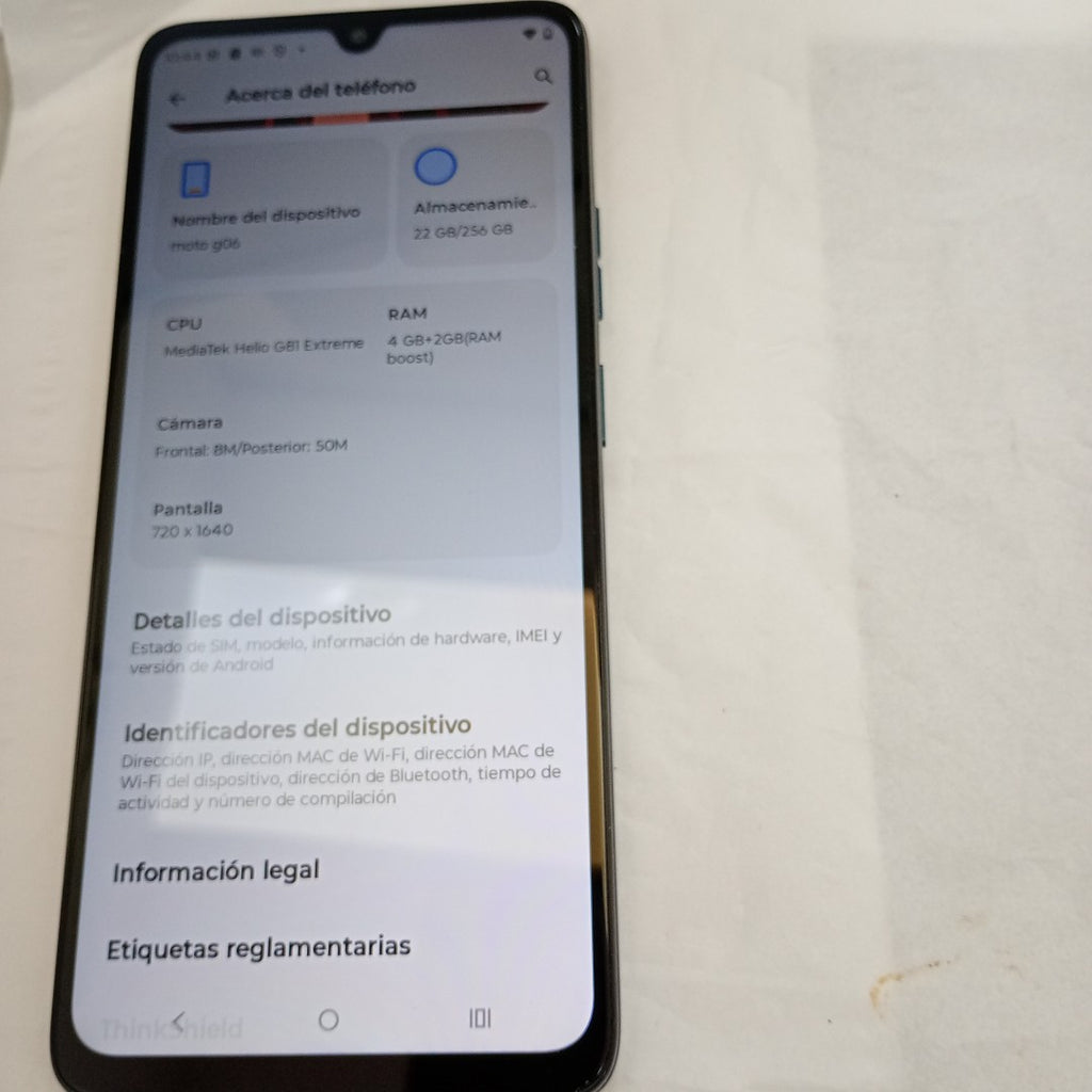 CELULAR MOTOROLA MOTO G06 XT2535-2 (2025) 256 GB 4 GB RAM (SEMINUEVO)
