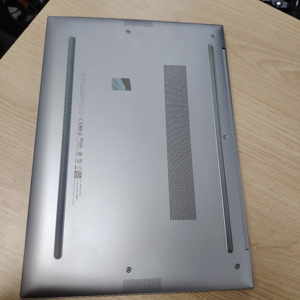 LAPTOP HP ZBOOK FIREFLY 14 G11 (2024) 512 GB SSD 16 GB RAM (SEMINUEVO)