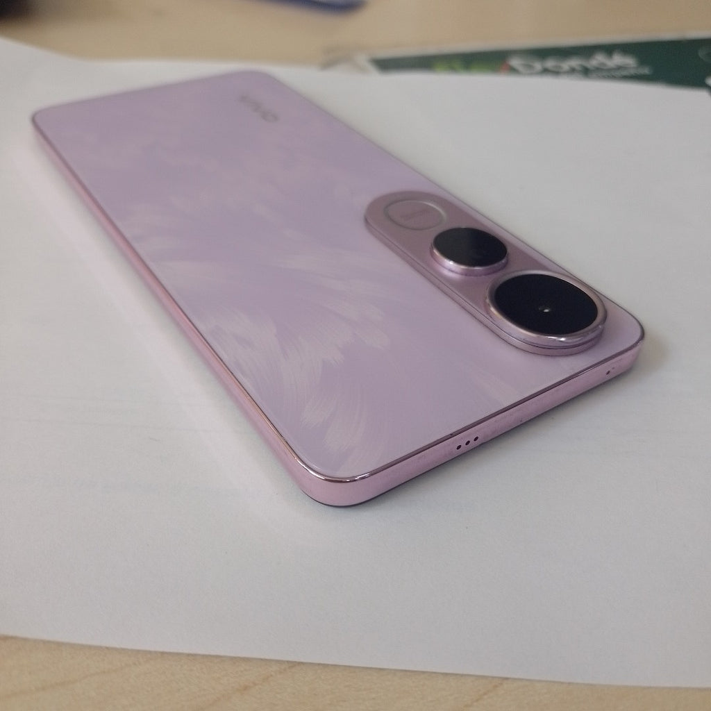 CELULAR VIVO V50 LITE V2441 (2025) 256 GB 8 GB RAM (SEMINUEVO)