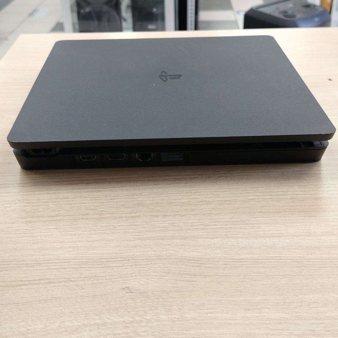 CONSOLA DE VIDEOJUEGO SONY PS4 SLIM 1 TB (SEMINUEVO)