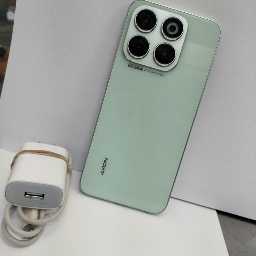CELULAR ZTE AXON 70 Z2459 256 GB 6 GB RAM (SEMINUEVO)
