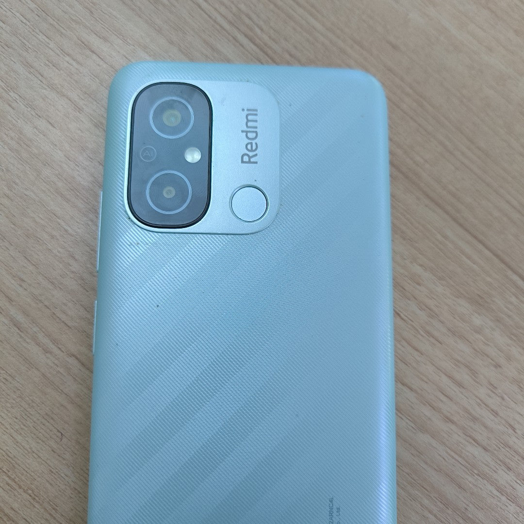 CELULAR XIAOMI REDMI 12C 2212ARNC4L (2023) 128 GB 4 GB RAM (SEMINUEVO)