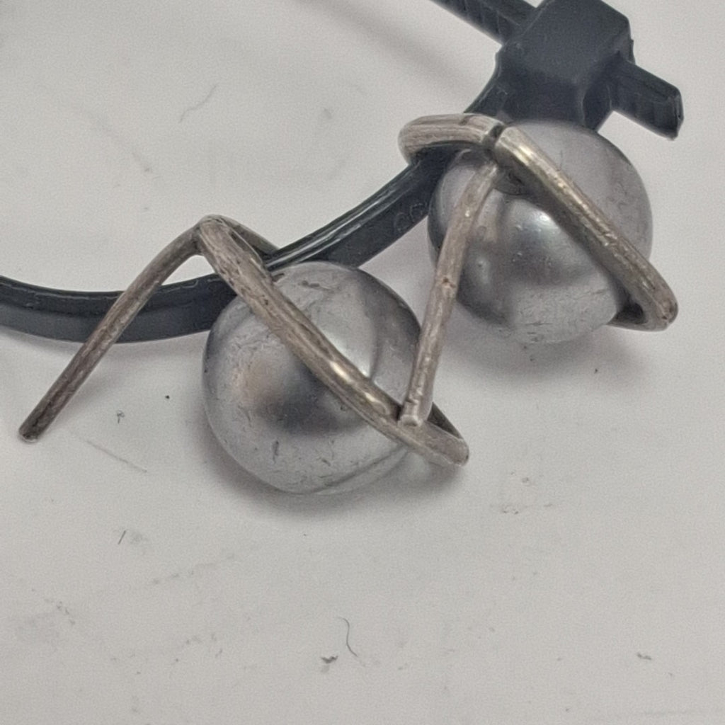 ARETES PAR PLATA 2.4 GRMS (SEMINUEVO)