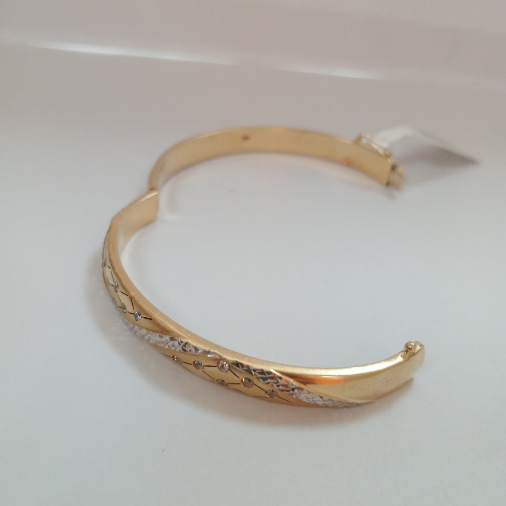 K1 10,20 GRMS 14K . PULSERA RIGIDA MATERIALES ORO MATERIALES GEMOLÓGICOS (SEMINUEVO)