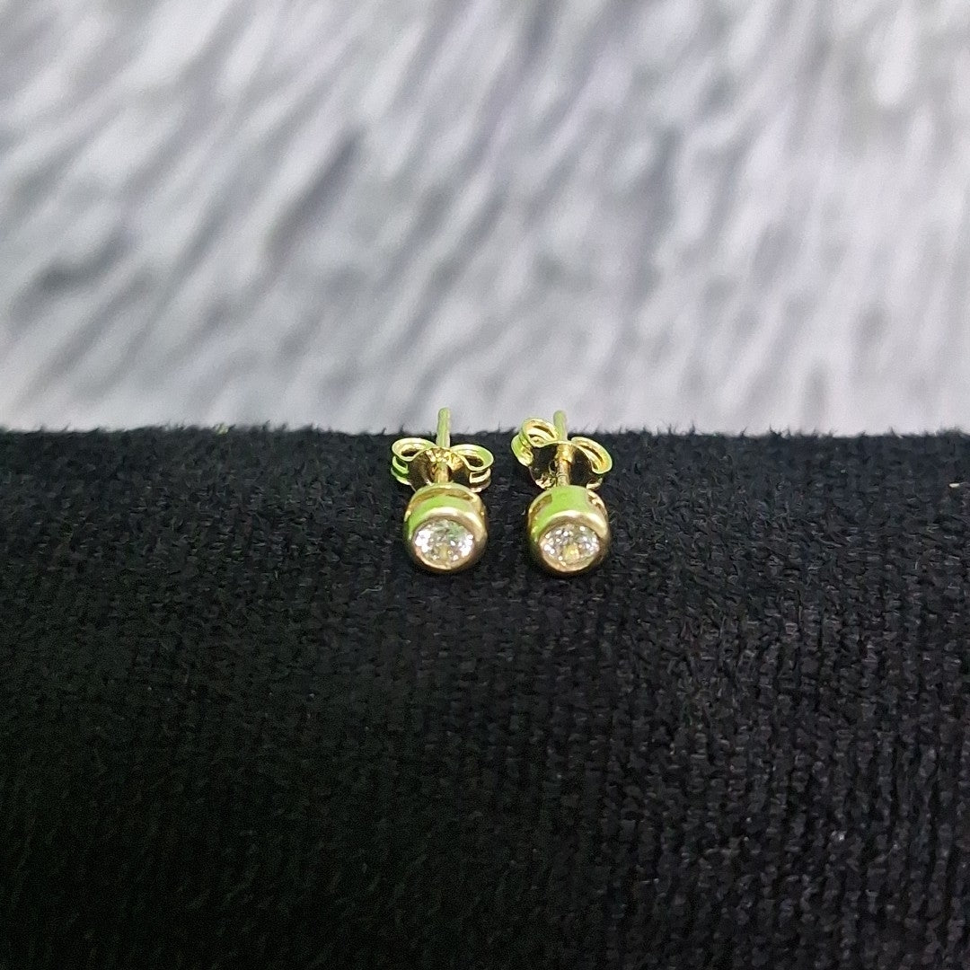 BROQUELES ORO 14K 0.8 (NUEVO)