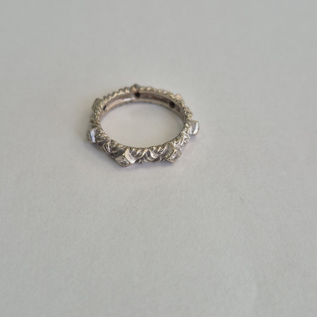 ANILLITO ORO BLANCO 10 K 3,60 GRMS (SEMINUEVO)