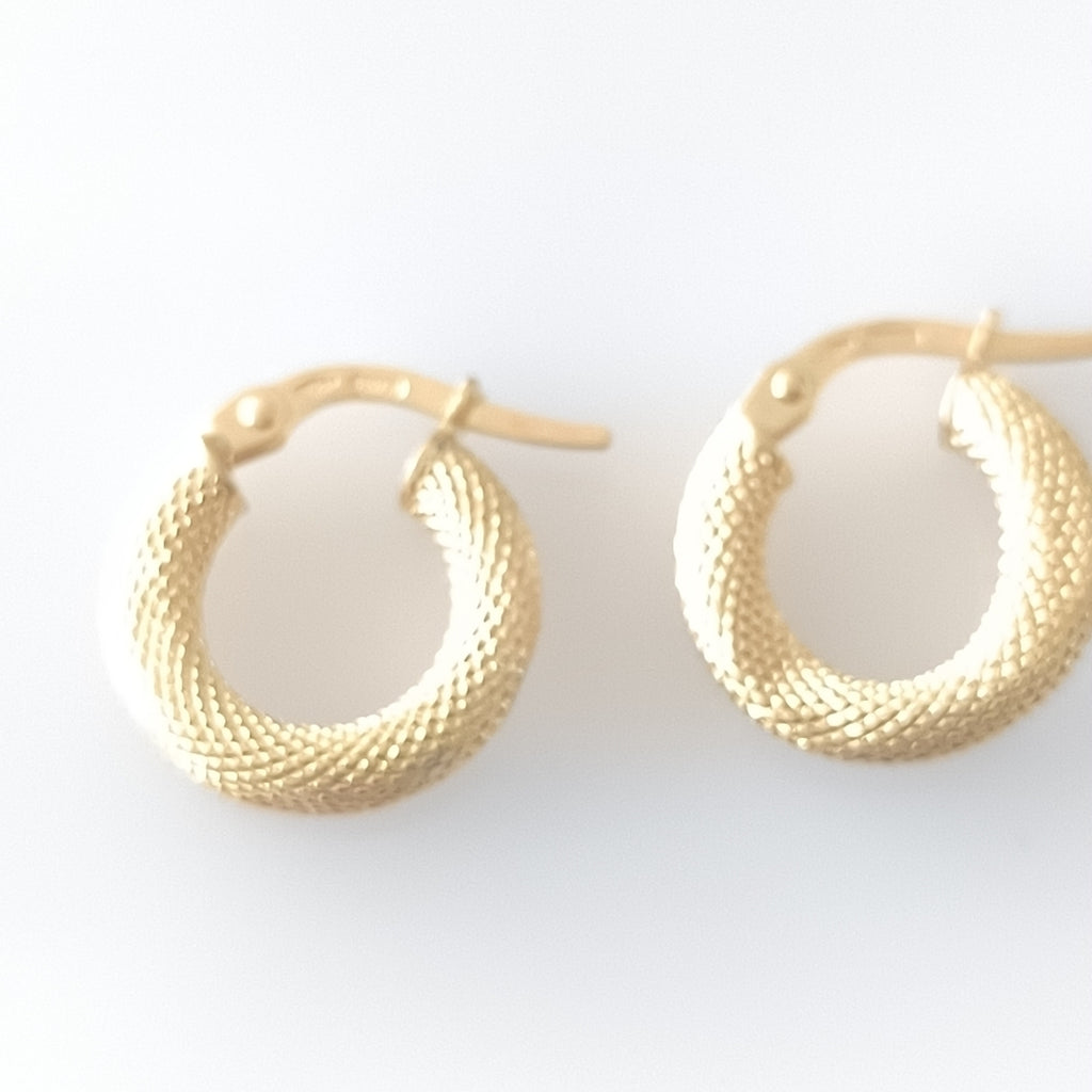 ARRACADAS PAR ORO 18 K 1.4 GRMS (SEMINUEVO)