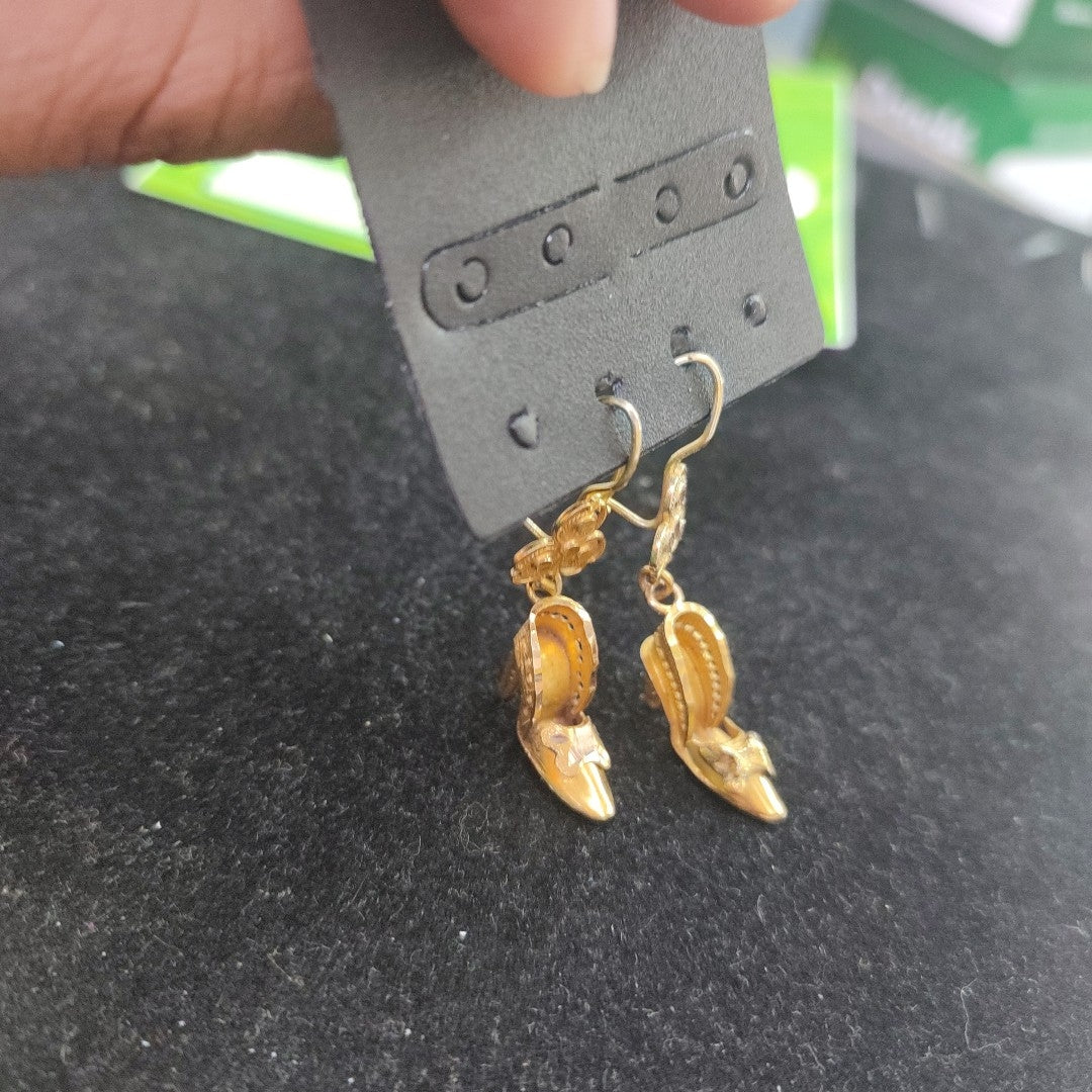 ARETES PAR ORO 8 K 4 GRMS (SEMINUEVO)