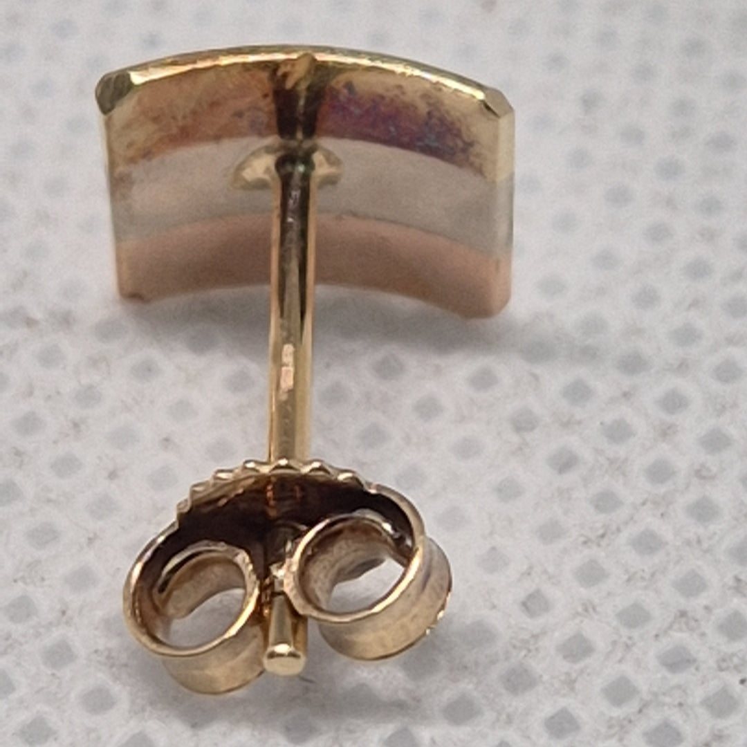 ARETES PAR ORO 14 K 1.7 GRMS (SEMINUEVO)