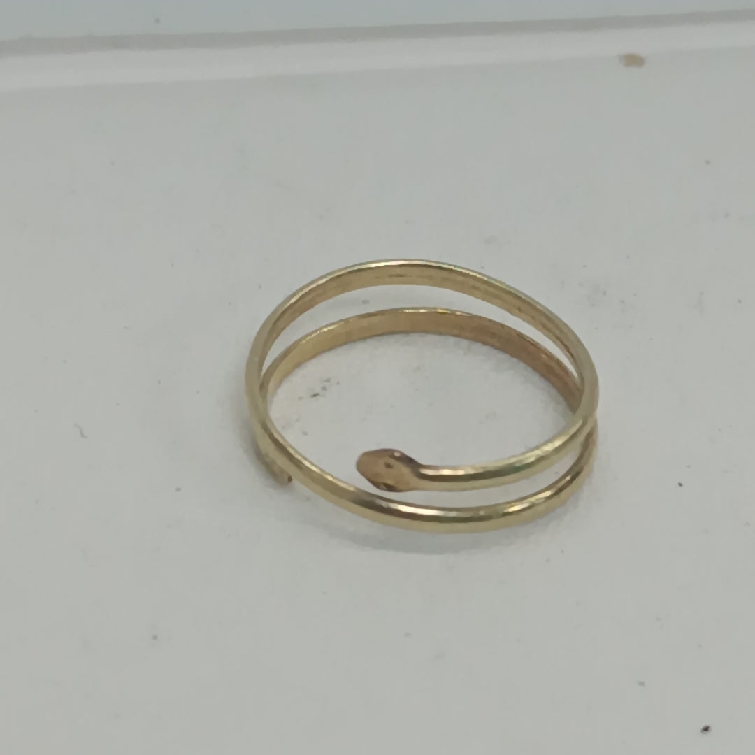 ANILLO ORO 10 K 0,60 GRMS (SEMINUEVO)