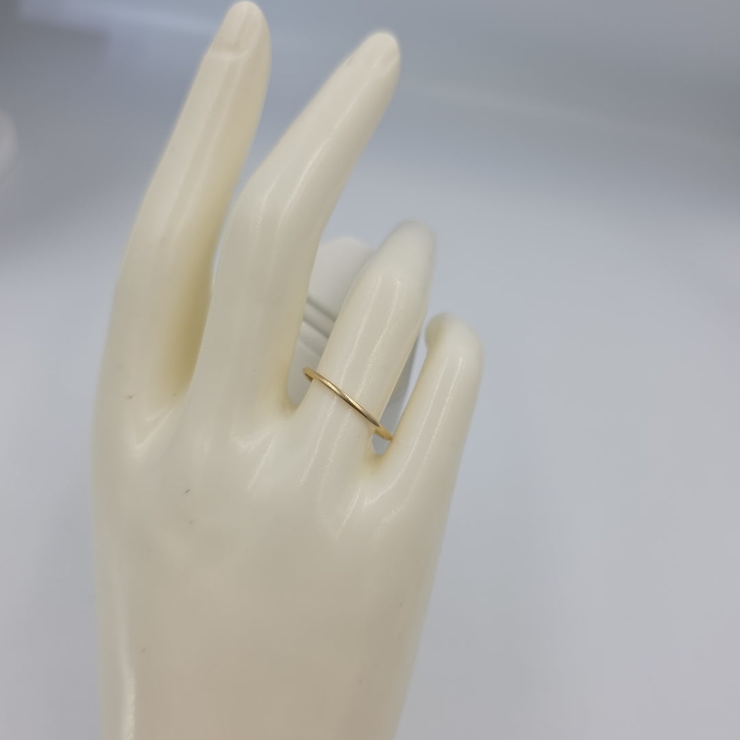 ARGOLLA ORO 14 K 0,80 GRMS (SEMINUEVO)