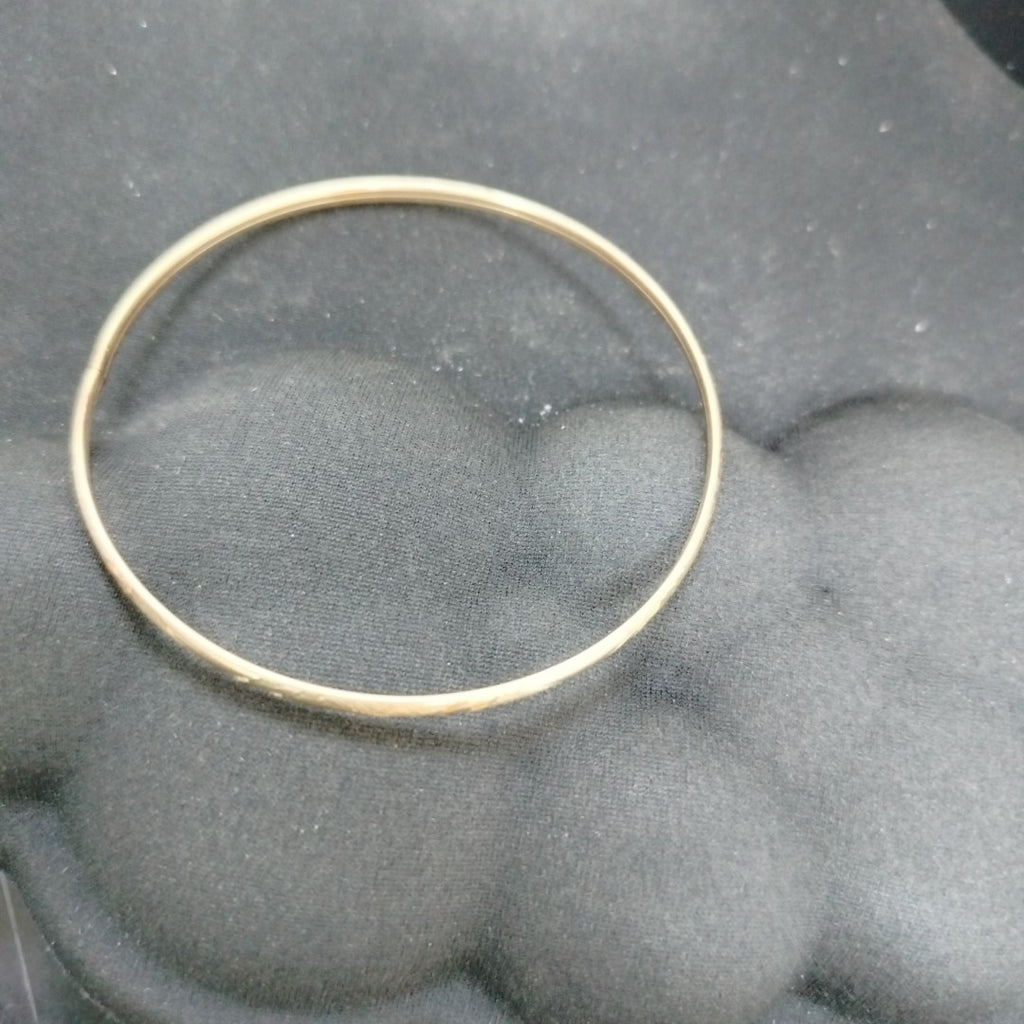PULSERA RIGIDA ORO 10 K 3.5 GRMS (SEMINUEVO)