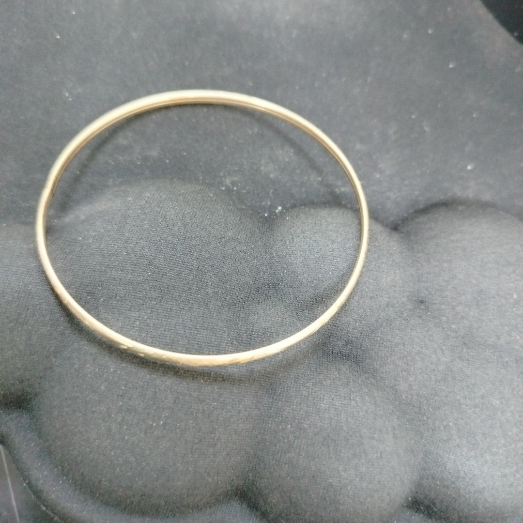 PULSERA RIGIDA ORO 10 K 3.5 GRMS (SEMINUEVO)