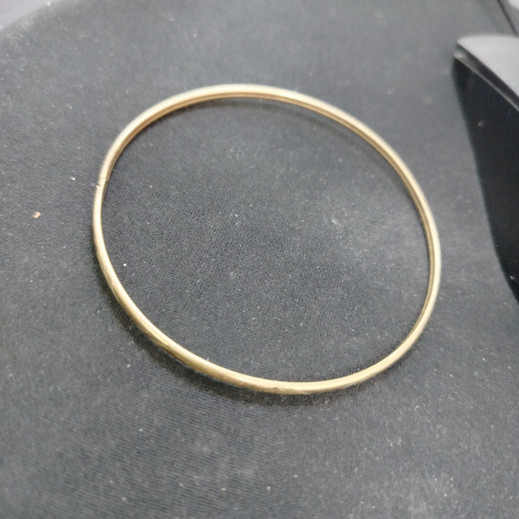 PULSERA RIGIDA ORO 10 K 3.4 GRMS (SEMINUEVO)