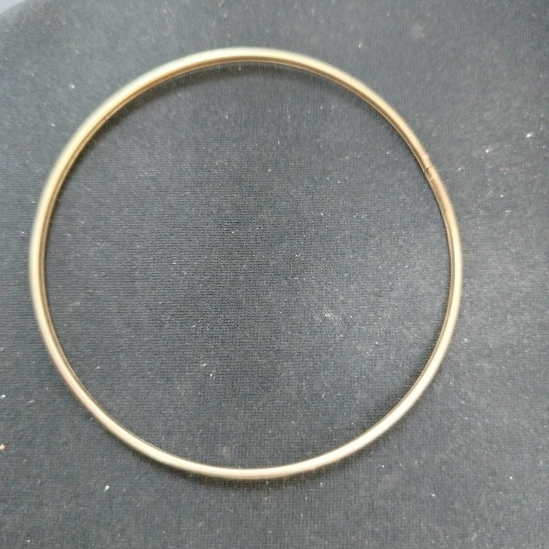 PULSERA RIGIDA ORO 10 K 3.4 GRMS (SEMINUEVO)