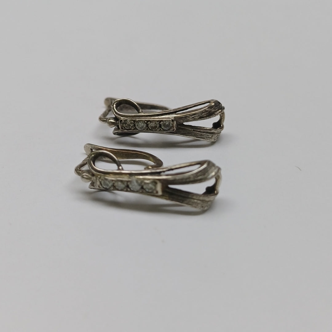 ARETES PAR ORO 14 K 3 GRMS (SEMINUEVO)