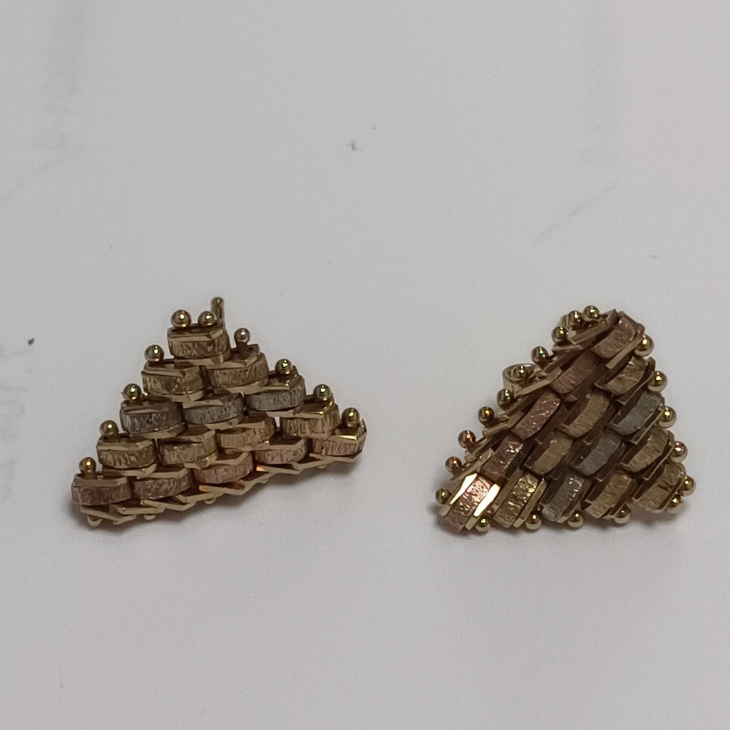 ARETES PAR ORO 14 K 2.7 GRMS (SEMINUEVO)