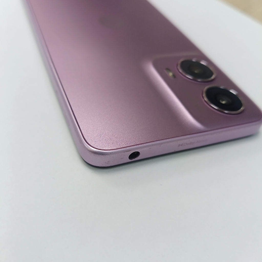 CELULAR MOTOROLA MOTO G24 XT2423-1 (2024) 256 GB 4 GB RAM (SEMINUEVO)