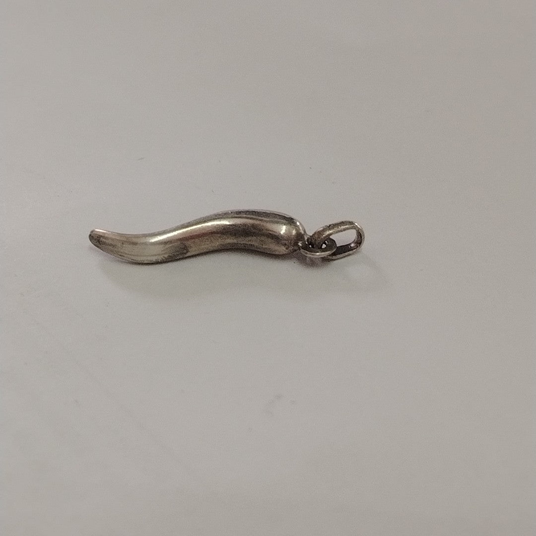 DIJE PLATA 0.8 GRMS (SEMINUEVO)