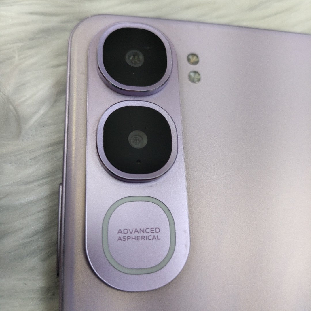CELULAR VIVO Y21D V2520 (2025) 256 GB 6 GB RAM (SEMINUEVO)