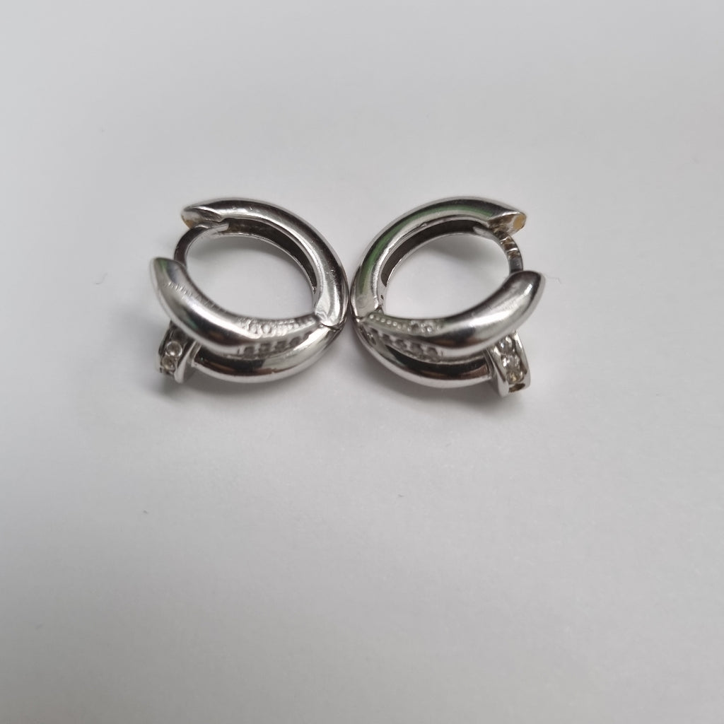 ARRACADAS PAR ORO, ORO BLANCO 14 K 7.7 GRMS (SEMINUEVO)
