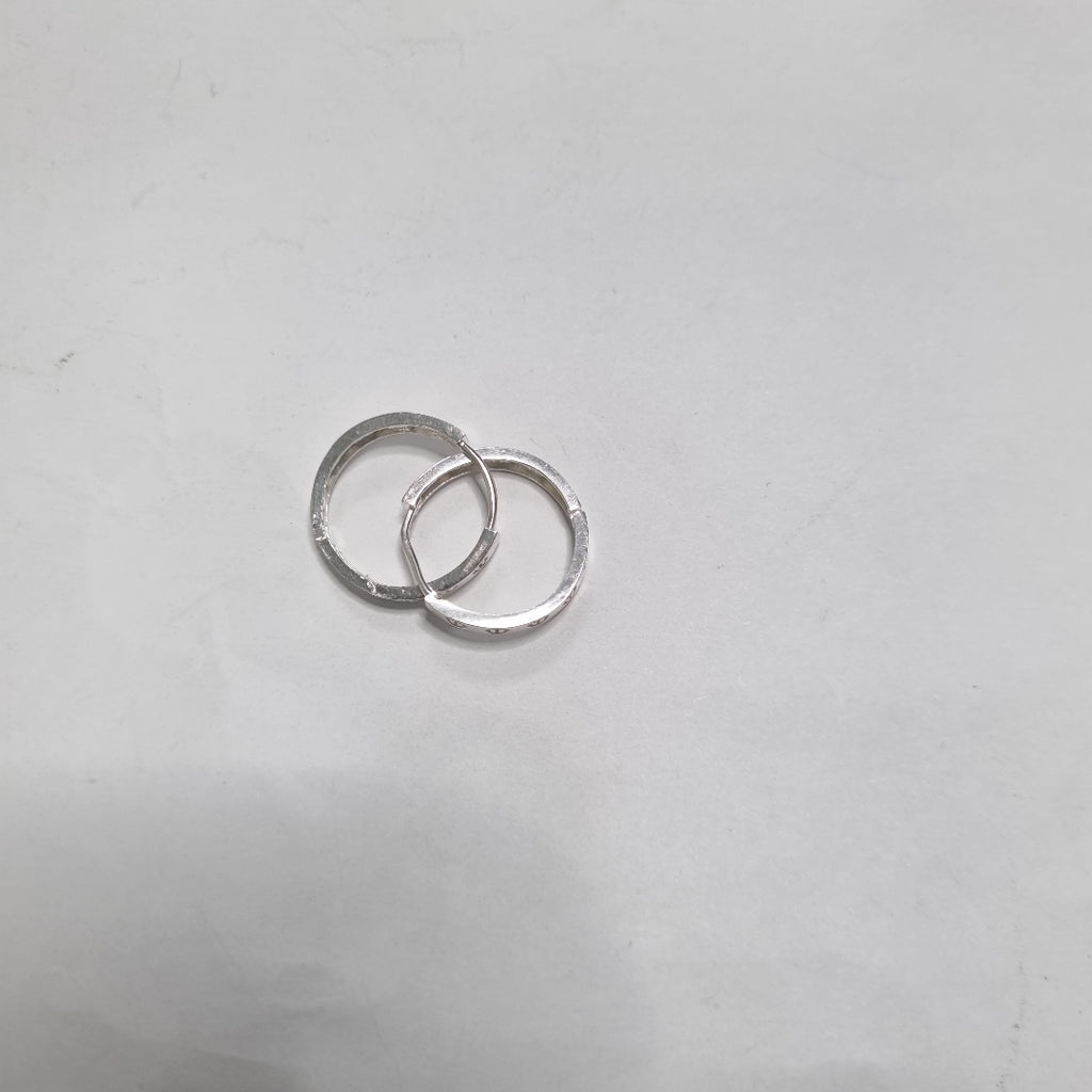 ARETES ARRACADAS FIG TORNILLOS PLATA .925 2.63 GR (NUEVO)