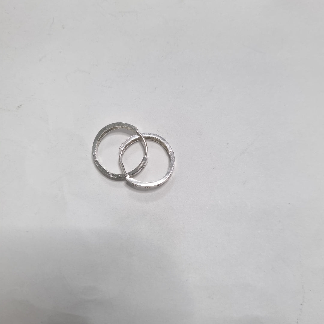 ARETES ARRACADAS FIG TORNILLOS PLATA .925 2.63 GR (NUEVO)