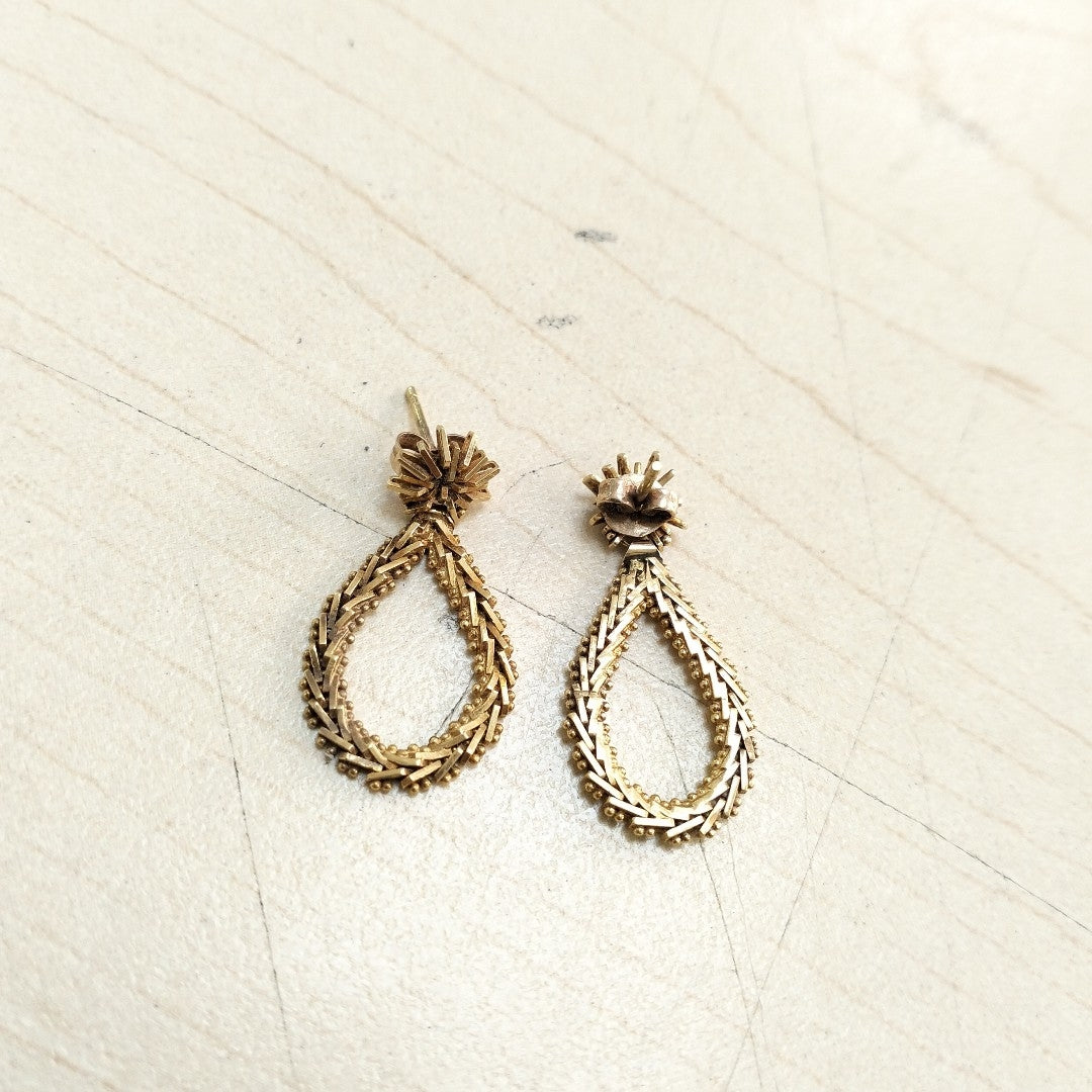 ARETES PAR ORO 10 K 4.6 GRMS (SEMINUEVO)