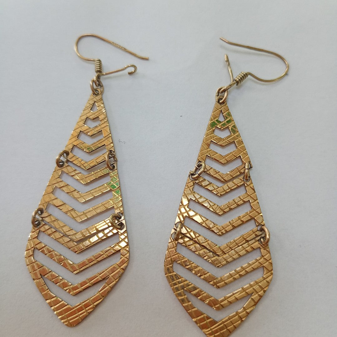 ARETES PAR ORO 10 K 3.9 GRMS (SEMINUEVO)