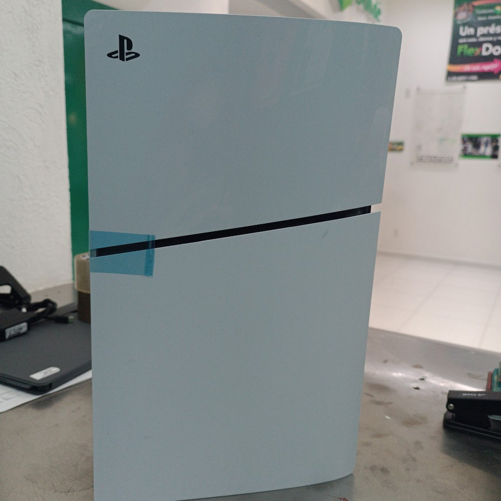 CONSOLA DE VIDEOJUEGO SONY PS5 DIGITAL 825 SSD (SEMINUEVO)