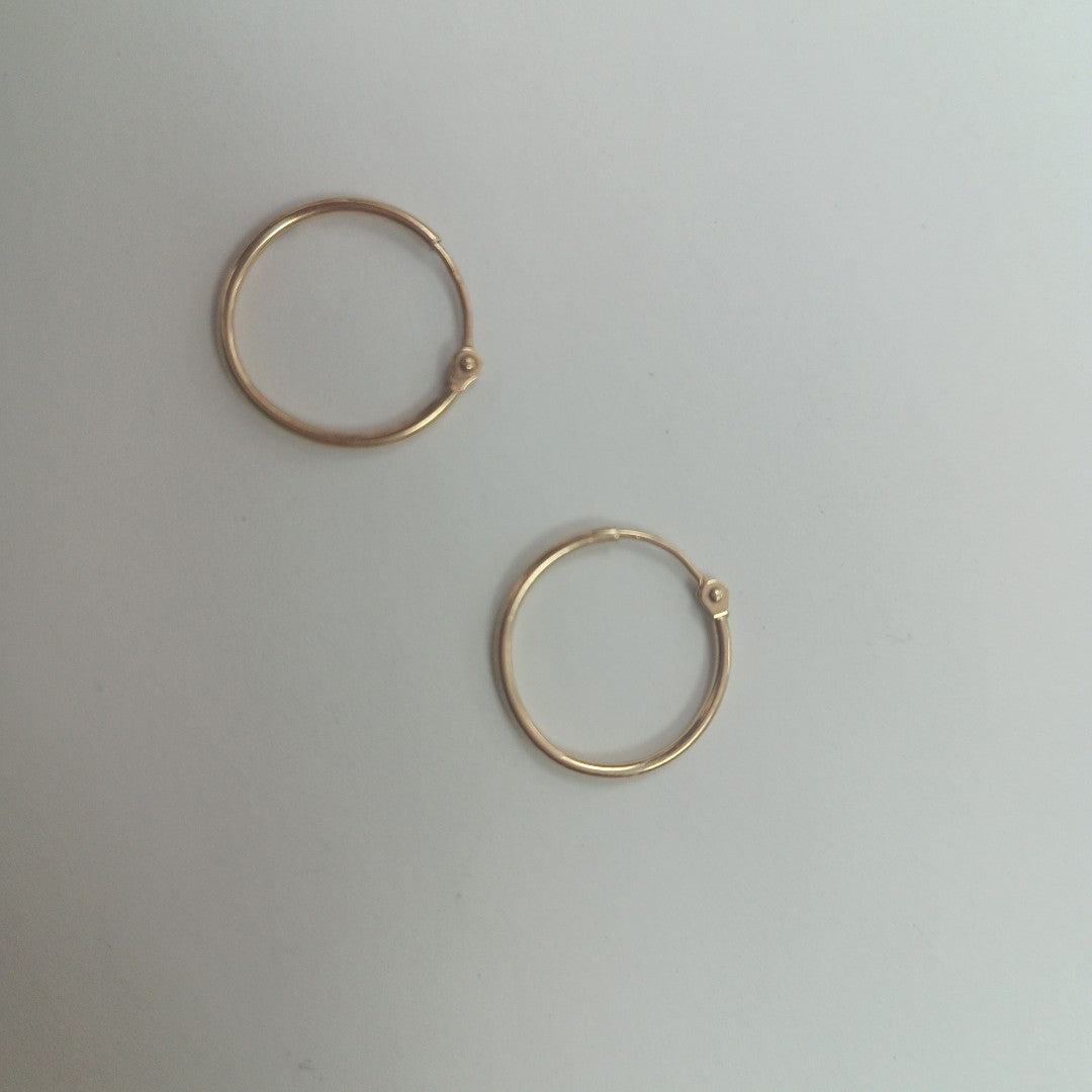 ARRACADAS PAR ORO 14 K 0.6 GRMS (SEMINUEVO)